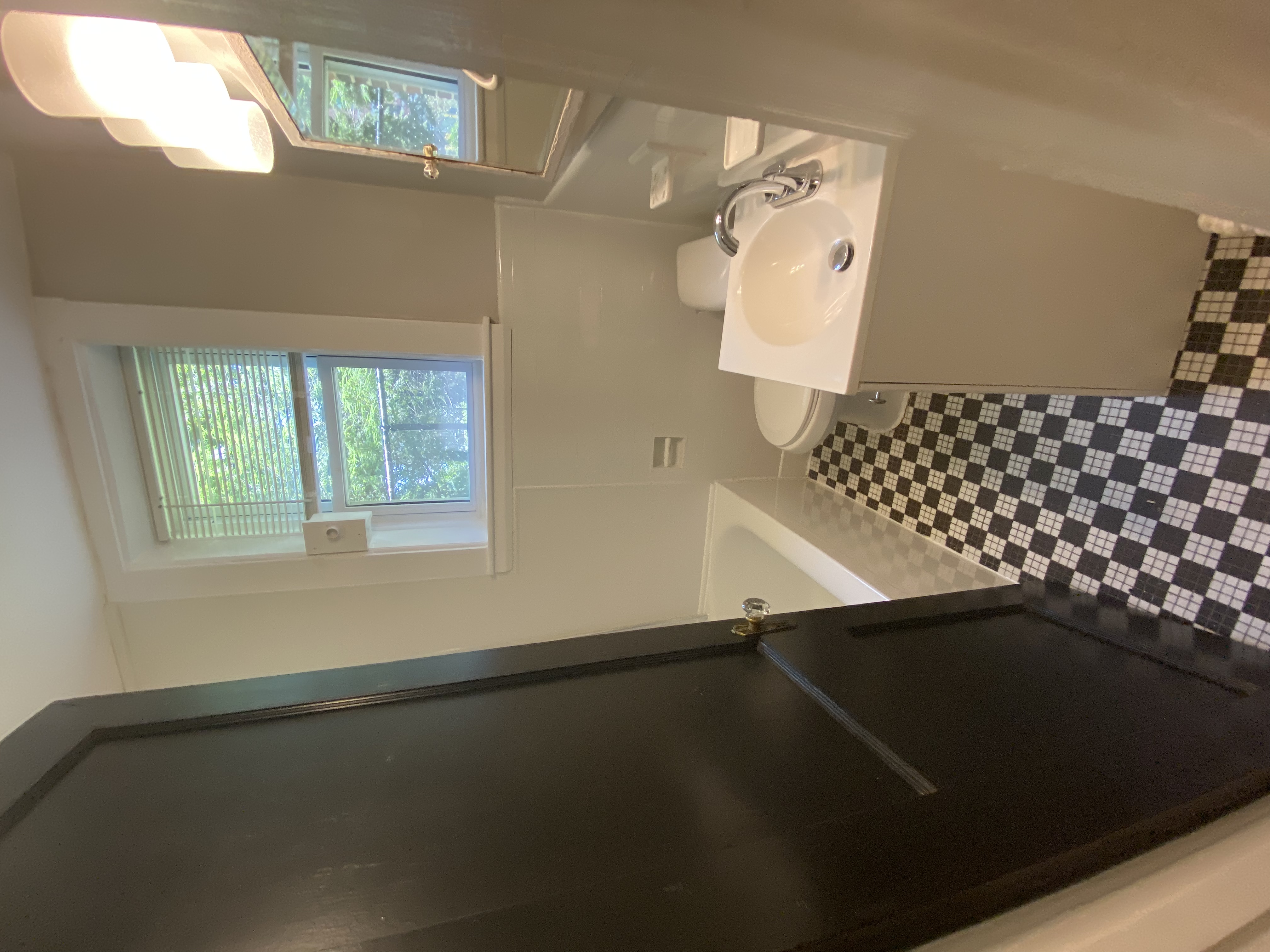 40 Butler Rd, Quincy