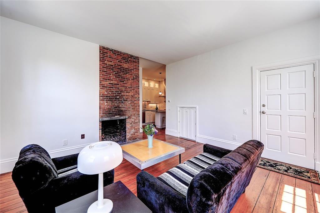 22 Halsey St, College Hill