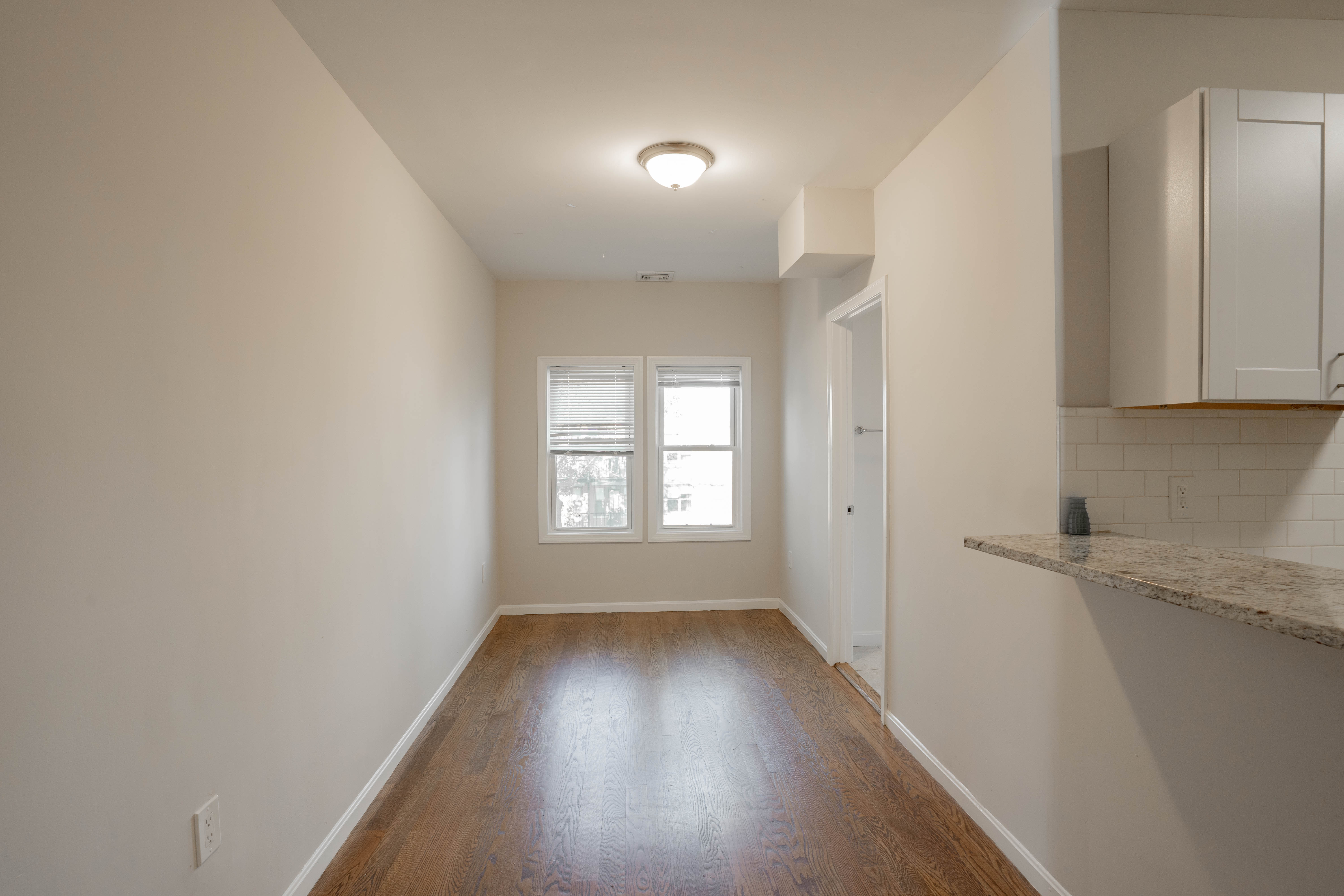 92 Maple St, Dorchester