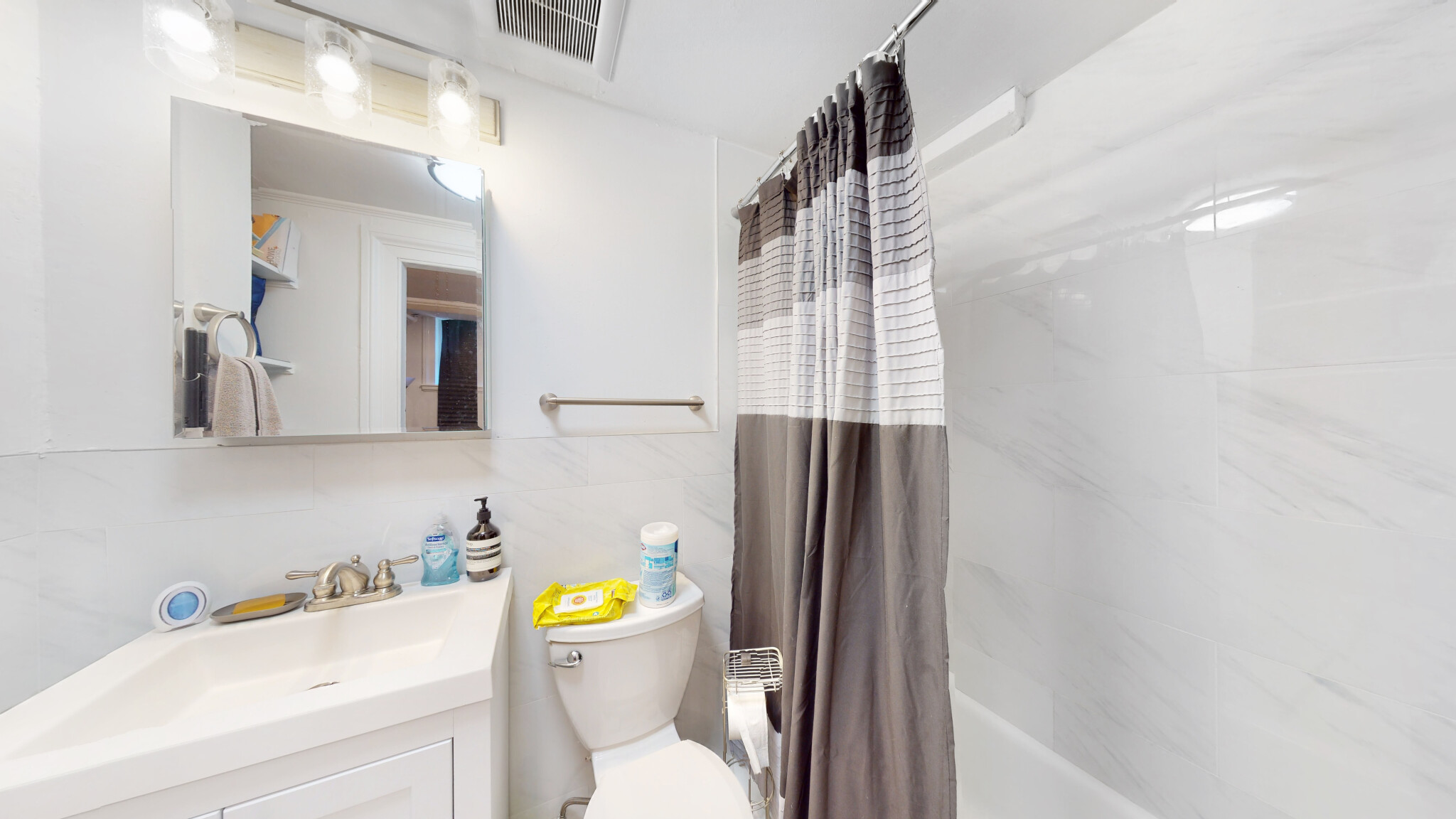 92 Marlborough St, Back Bay