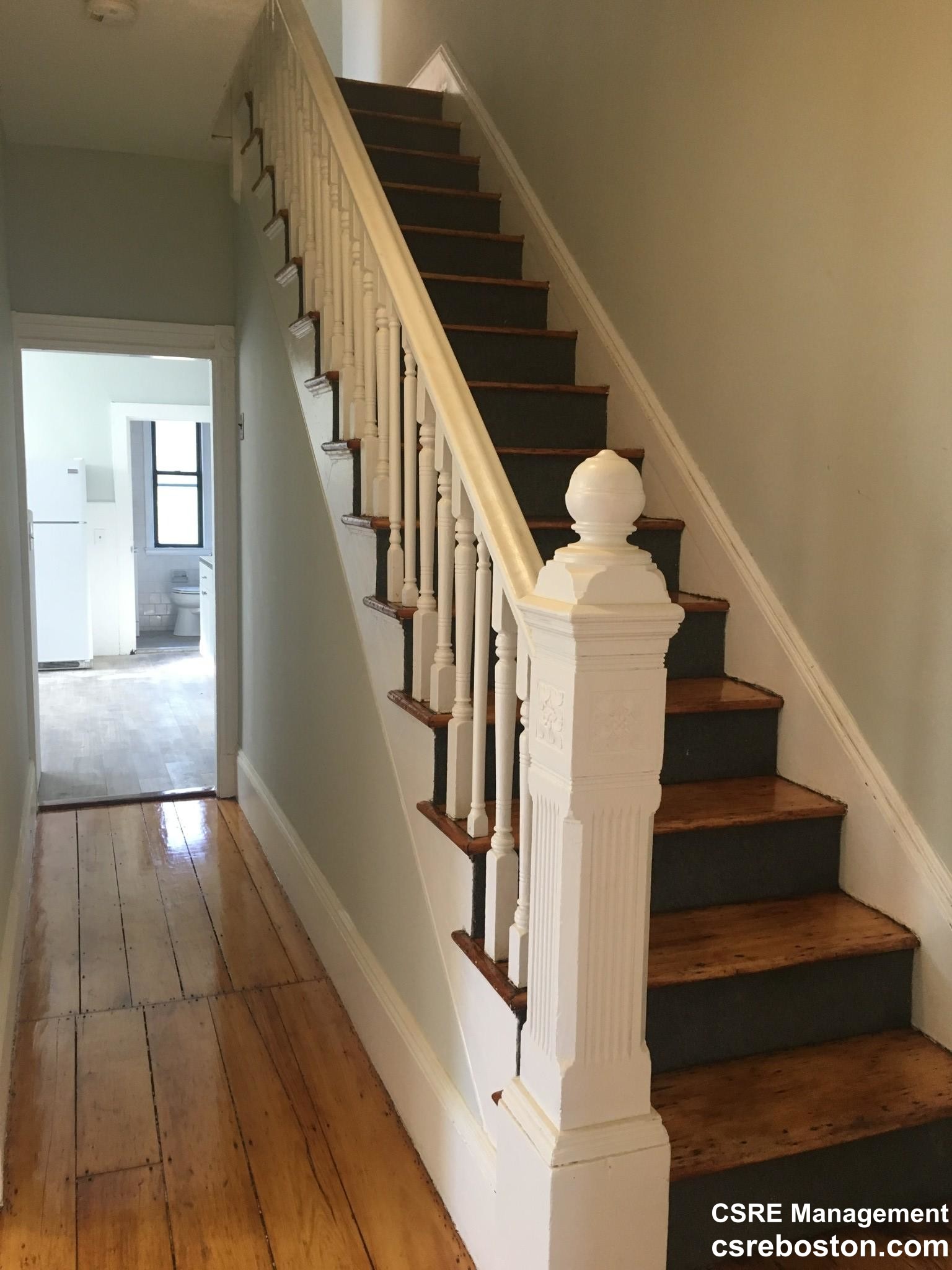 10 Saunders, Allston