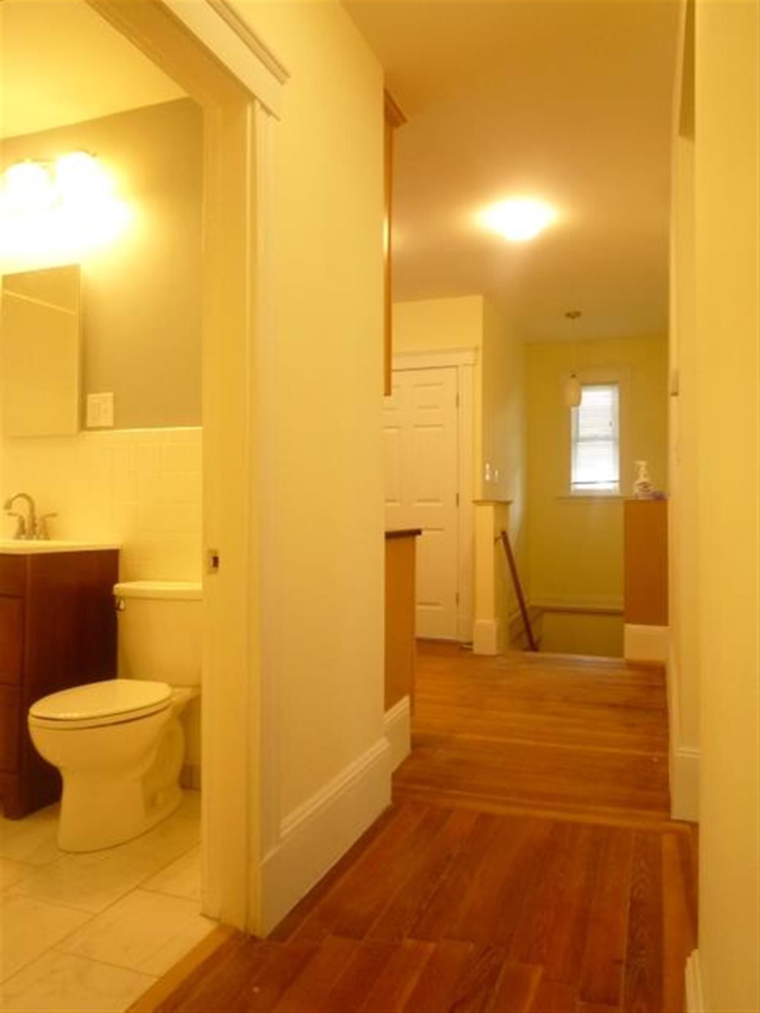 65 Conwell Ave, Davis Square