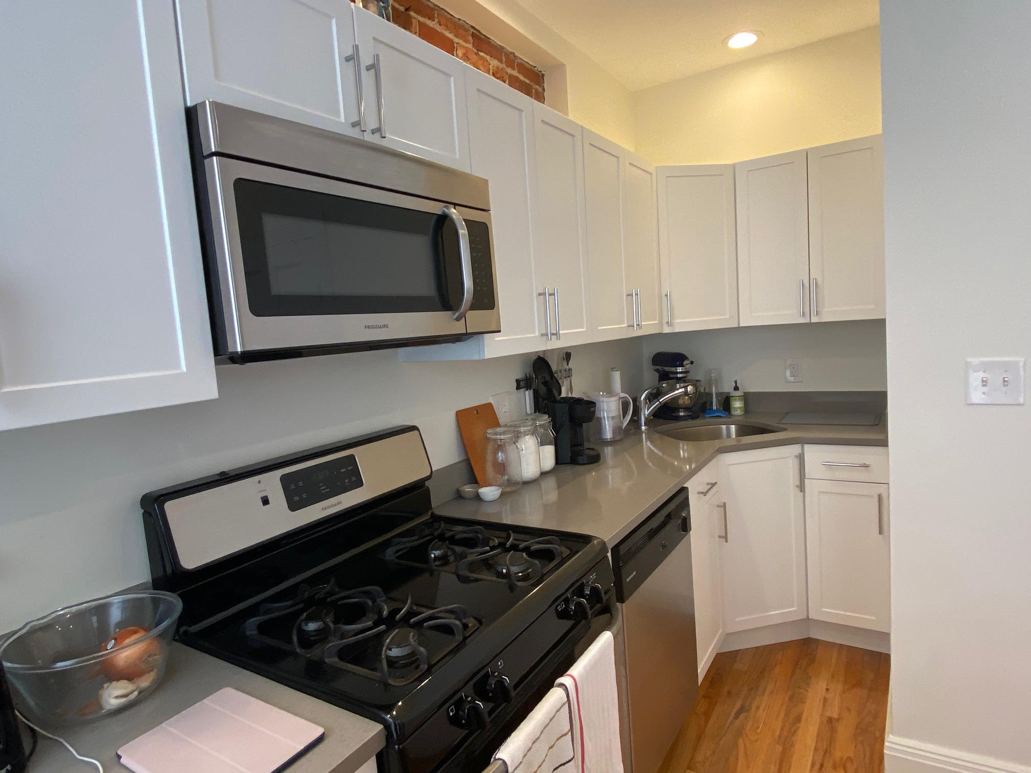 10 Brainerd Rd, Allston