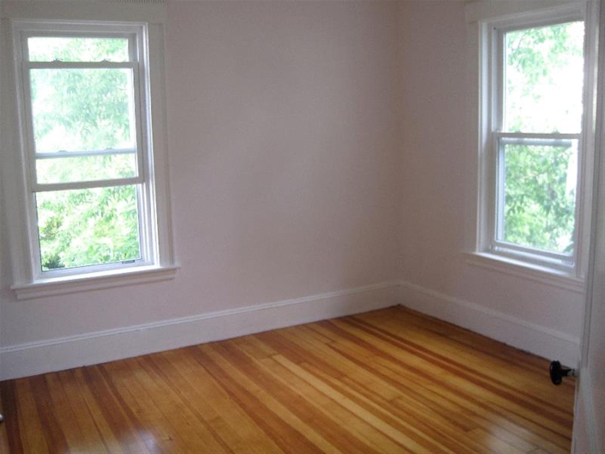 19 Stanley Ave, Tufts University