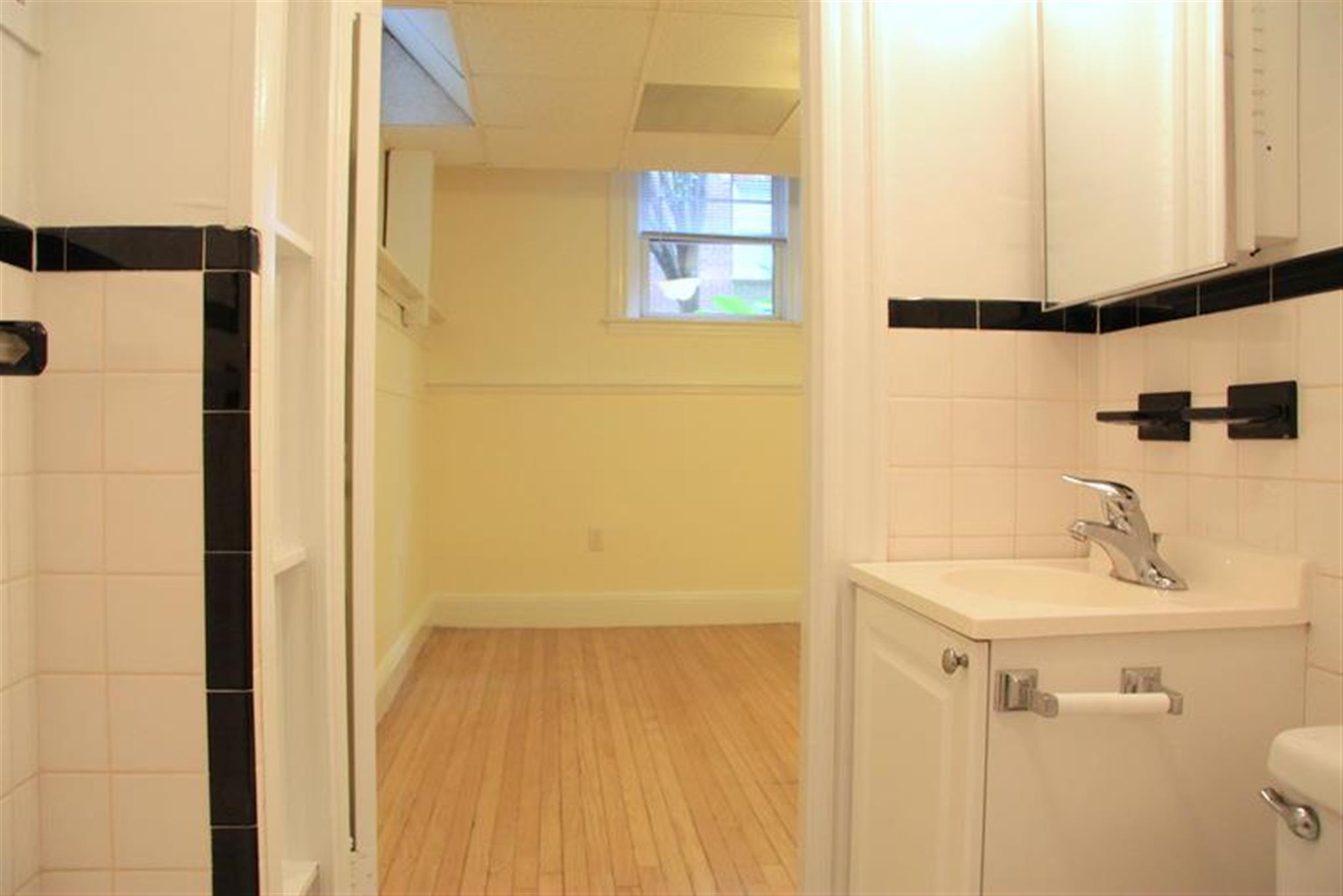 18 Chauncy St, Harvard Square