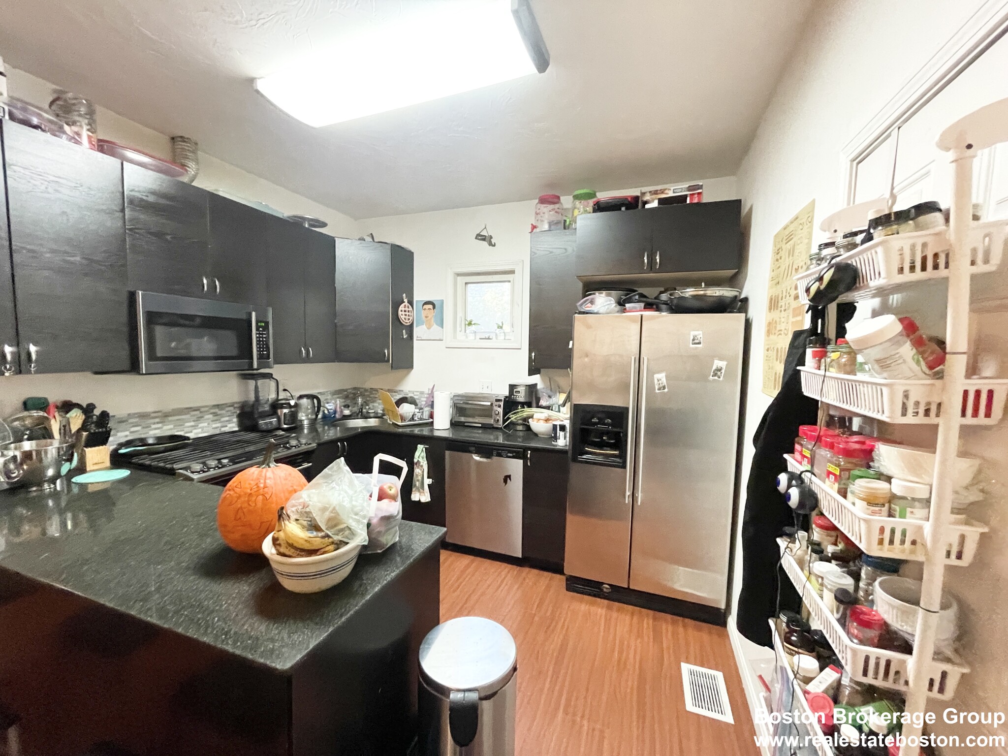 93 Hillside St, Mission Hill