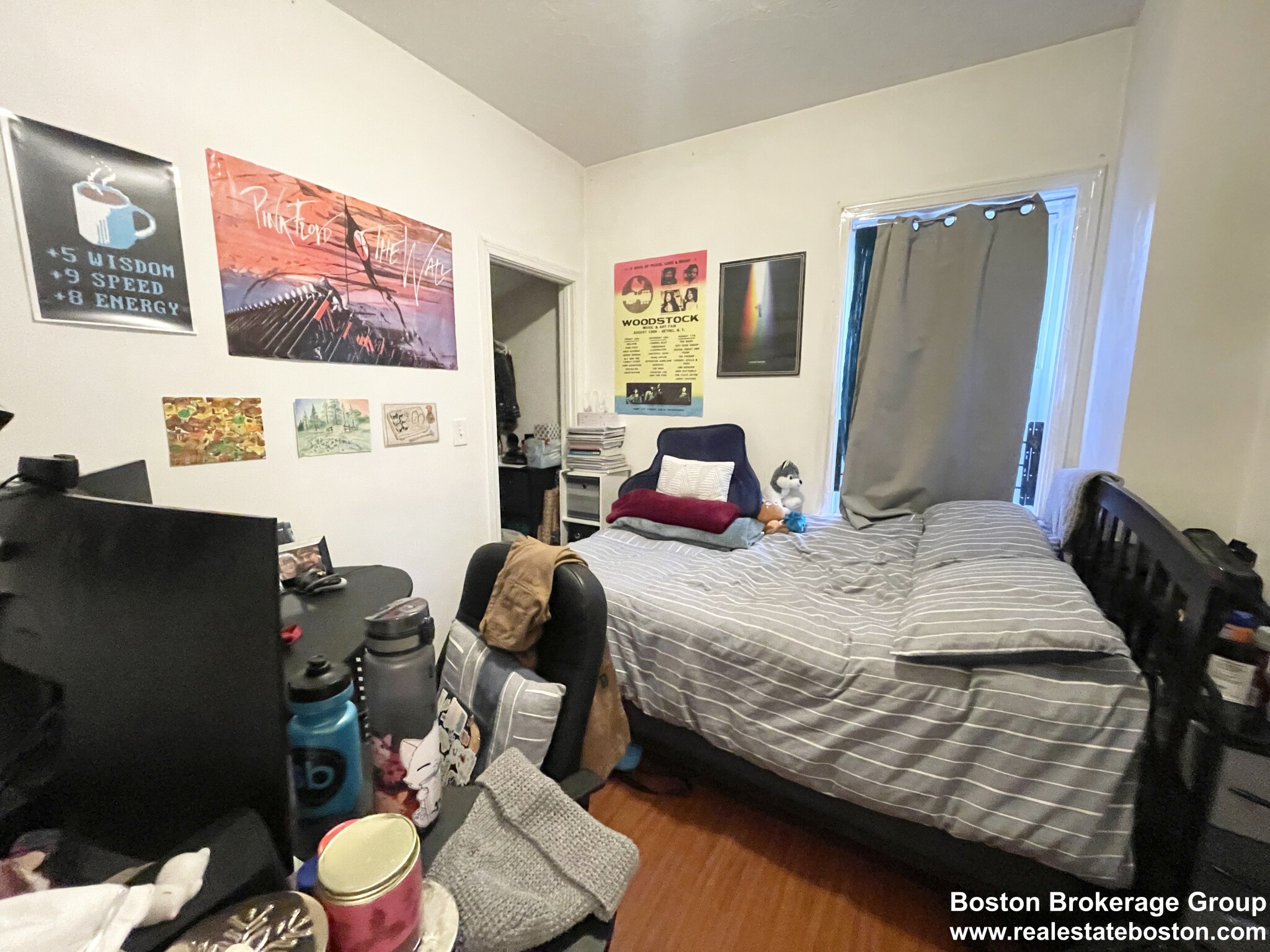 93 Hillside St, Mission Hill