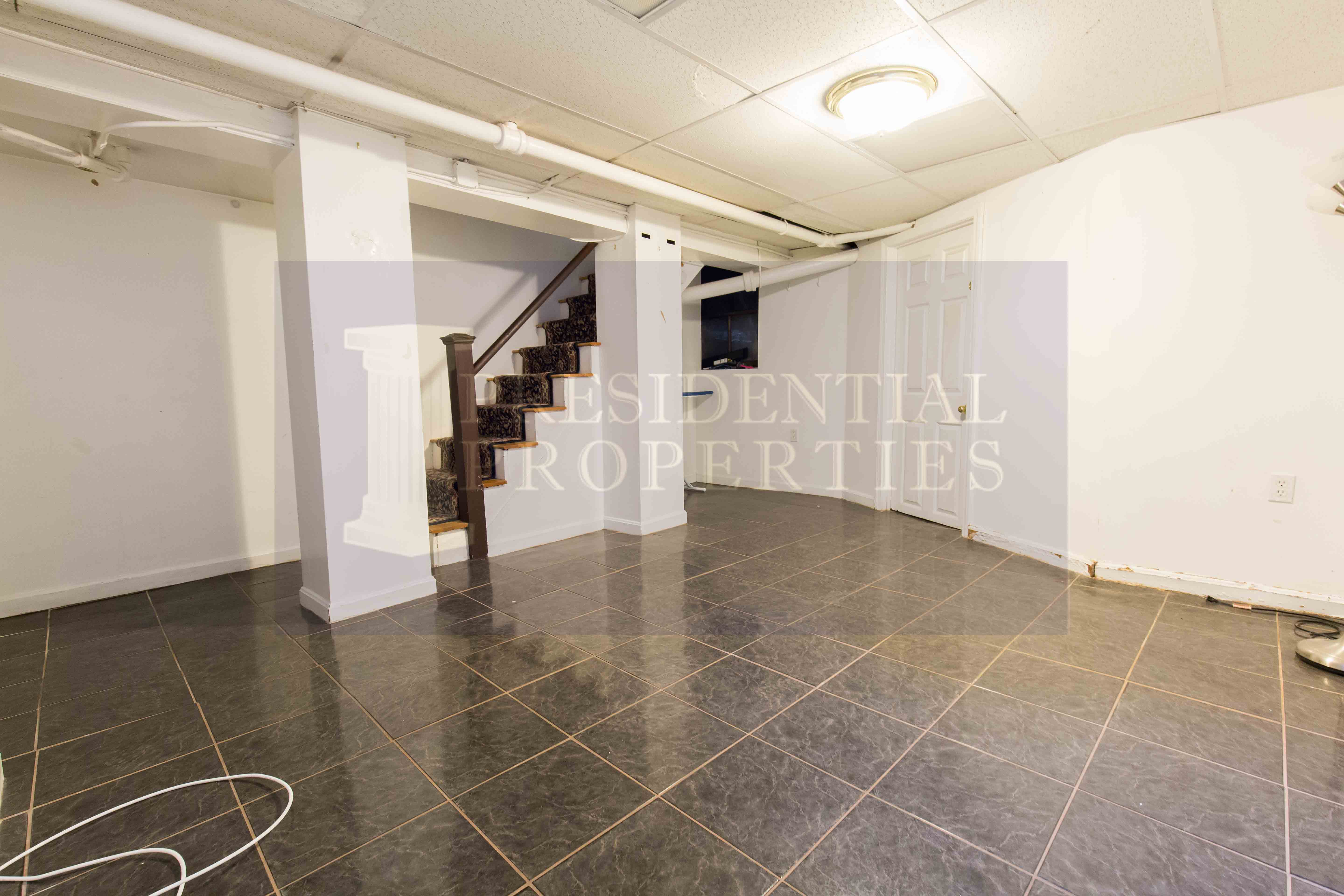 39 Joy St, Beacon Hill