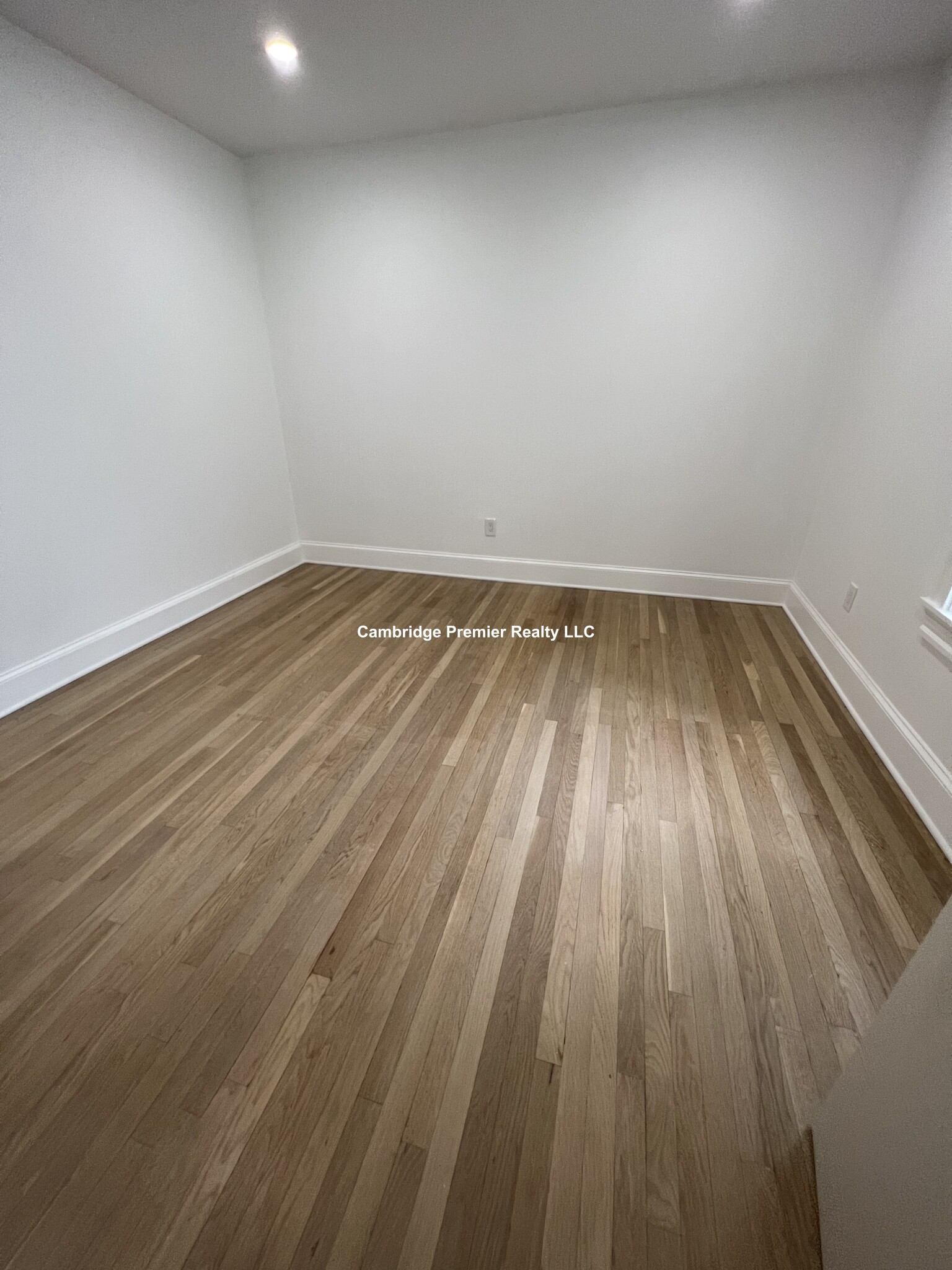 94 Berkshire St, East Cambridge