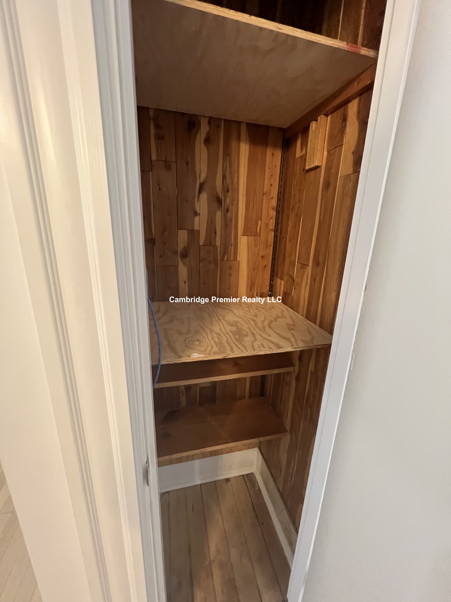 94 Berkshire St, East Cambridge