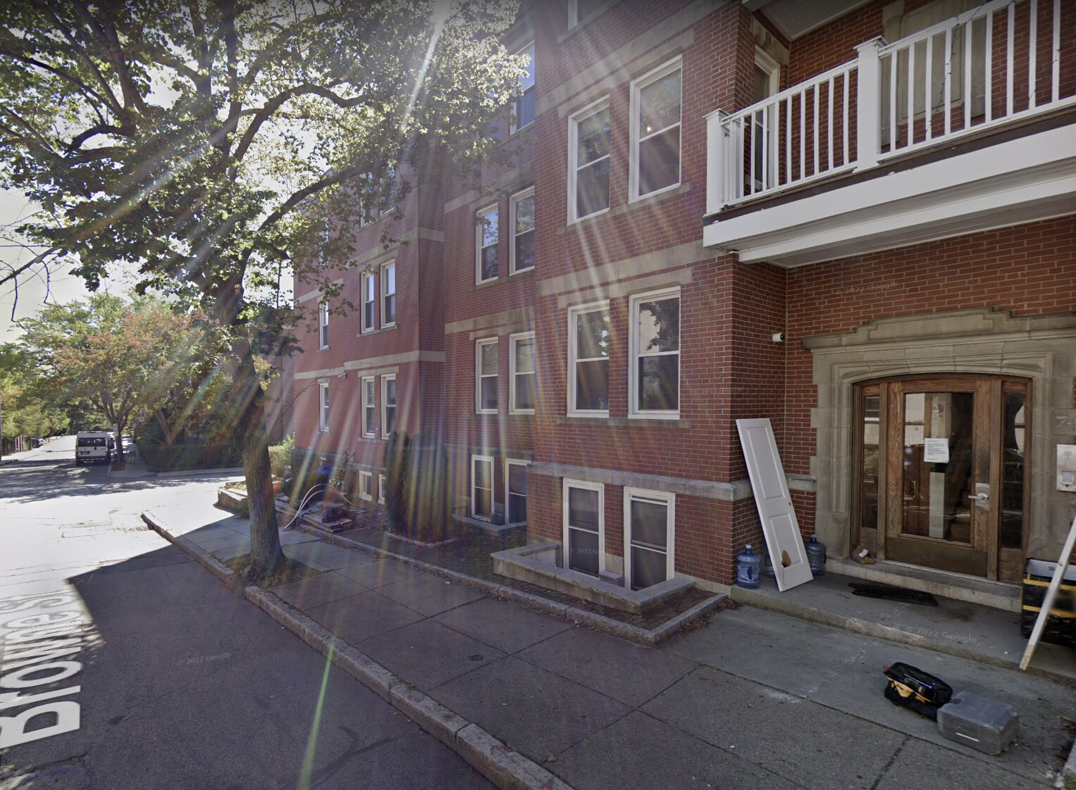 94 Pleasant St, Coolidge Corner