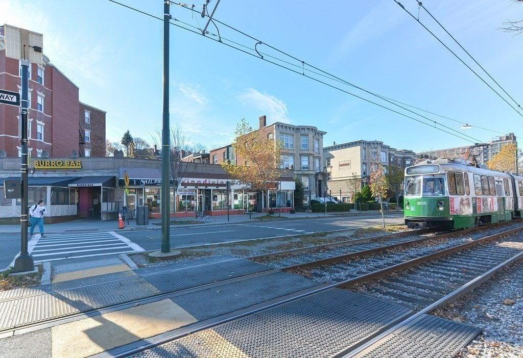 1674 Beacon St, Coolidge Corner