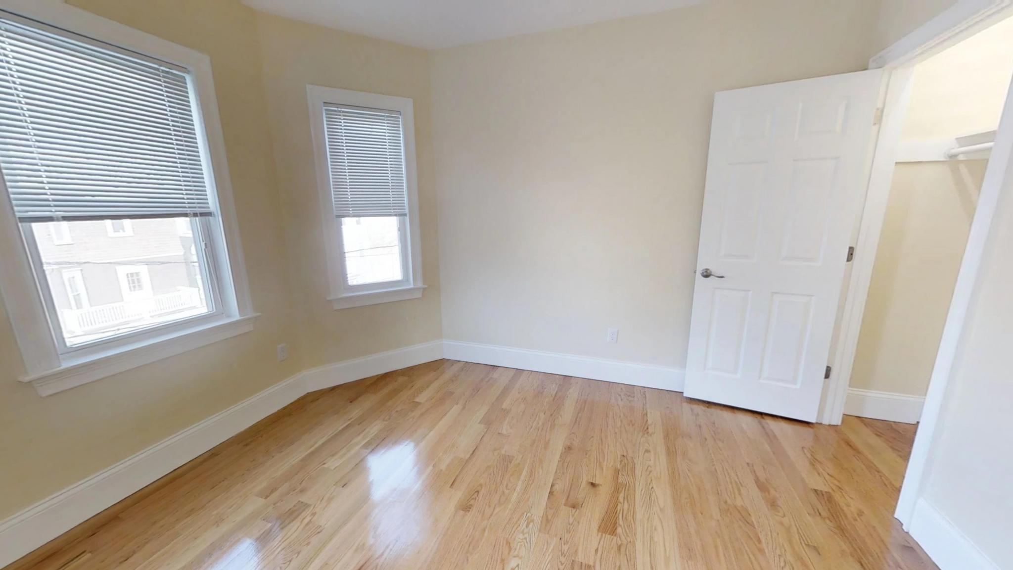 30 Cambridge Ter, Porter Square