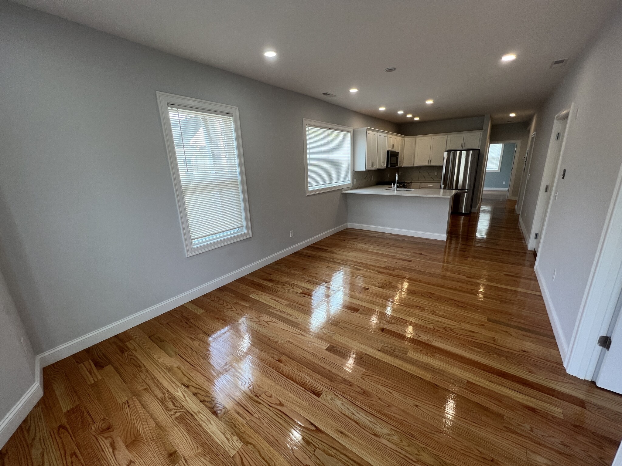 126 Cross St, East Somerville