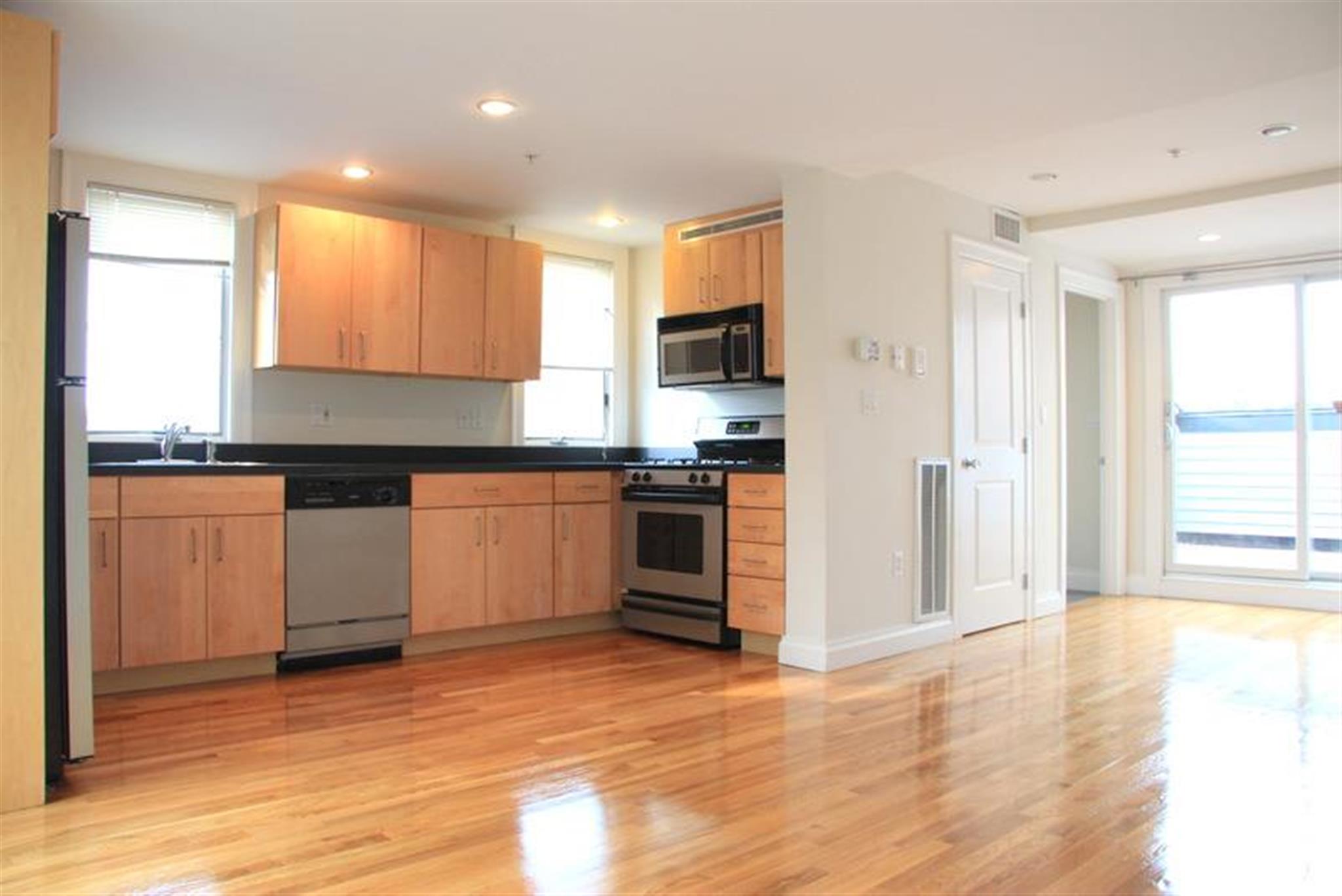 1110 Massachusetts Ave, Harvard Square