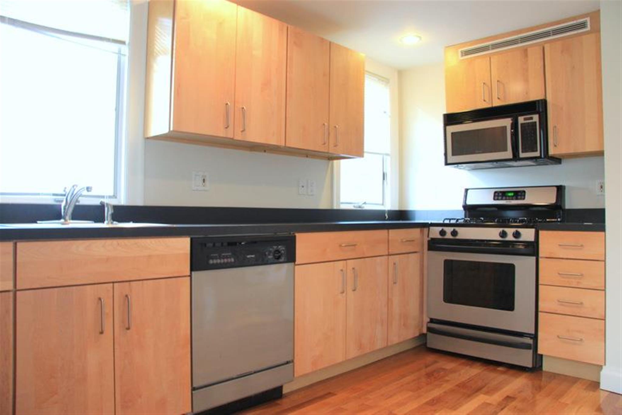 1110 Massachusetts Ave, Harvard Square