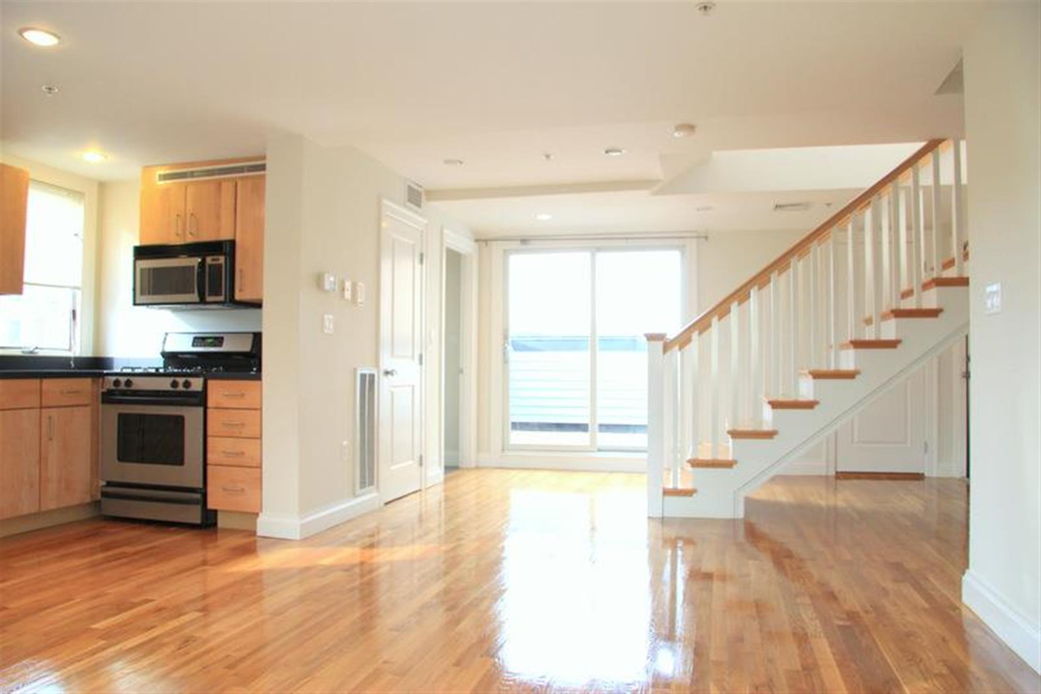 1110 Massachusetts Ave, Harvard Square