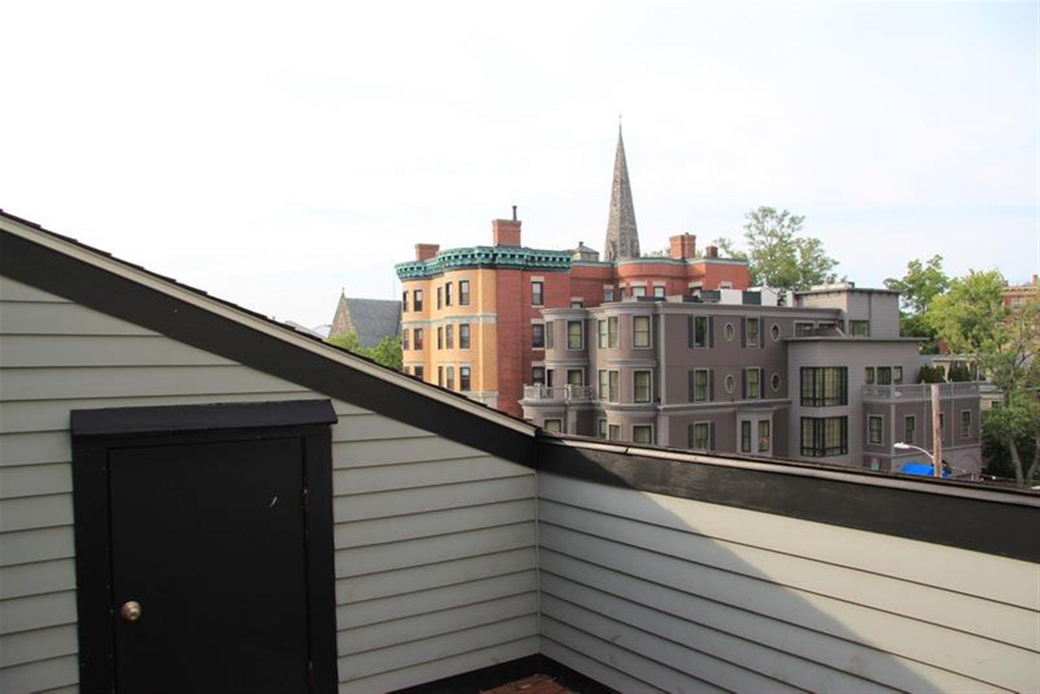 1110 Massachusetts Ave, Harvard Square