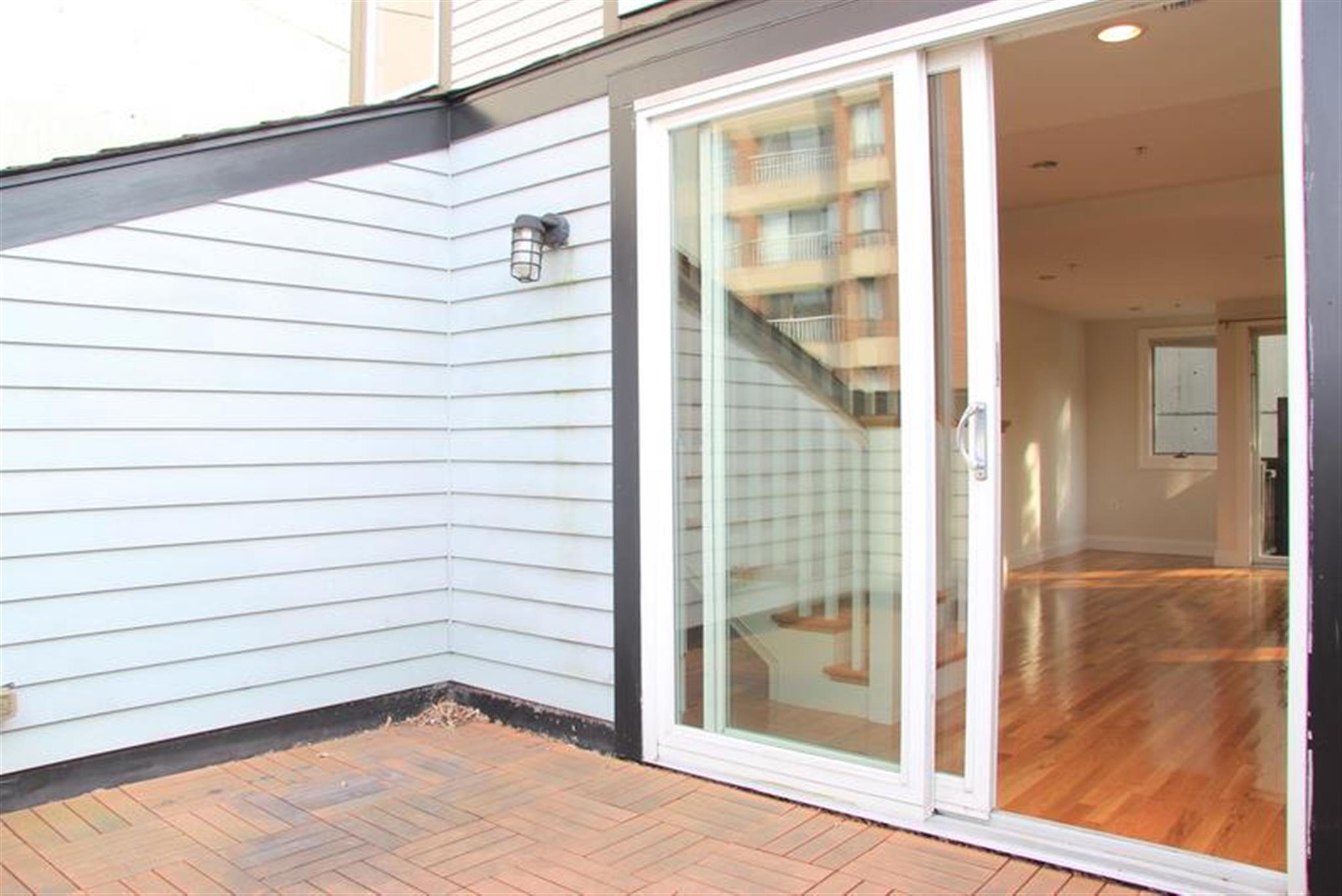 1110 Massachusetts Ave, Harvard Square