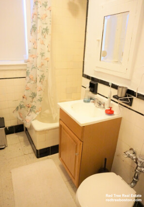 1800 Commonwealth Ave, Brighton