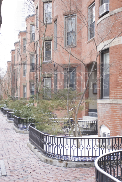 49 Saint Germain St, Back Bay
