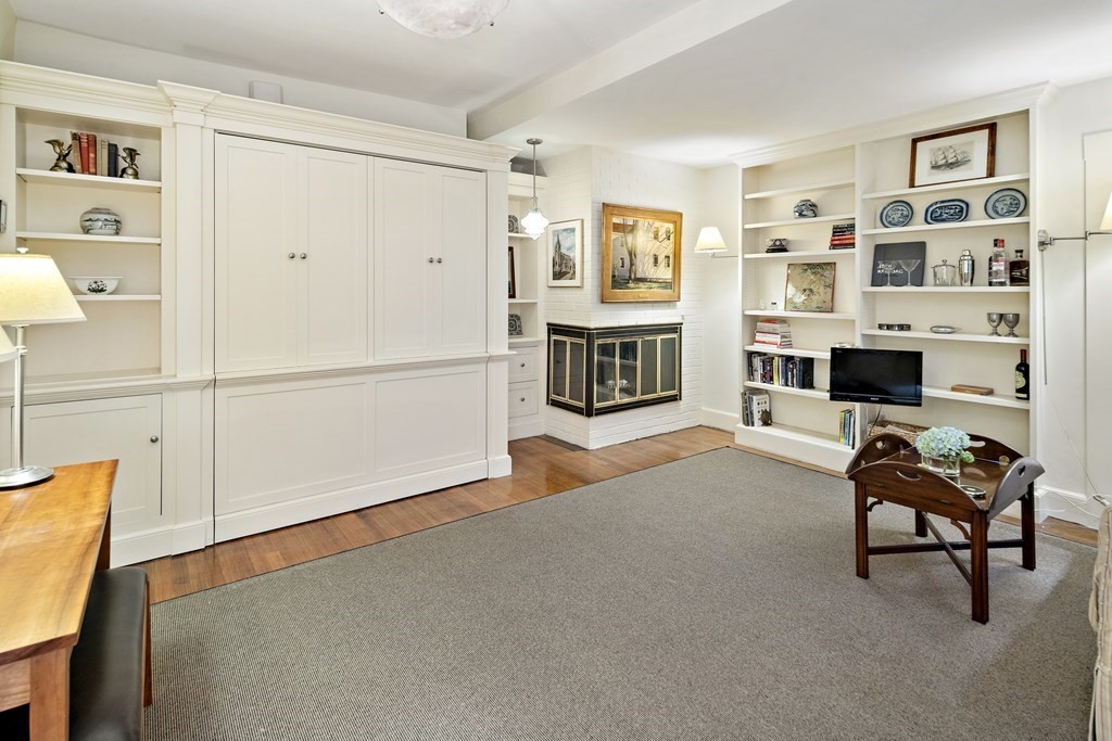 95 Beacon St, Back Bay