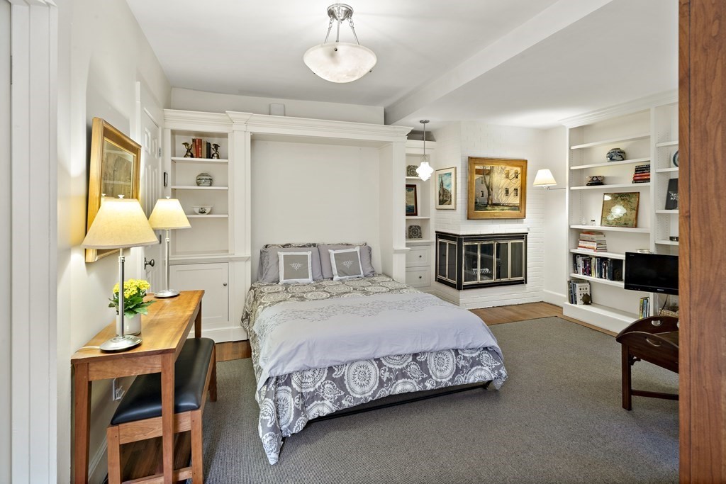 95 Beacon St, Back Bay