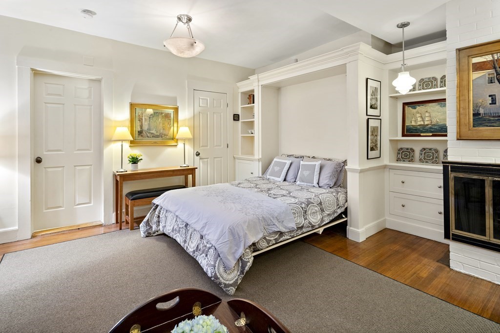 95 Beacon St, Back Bay