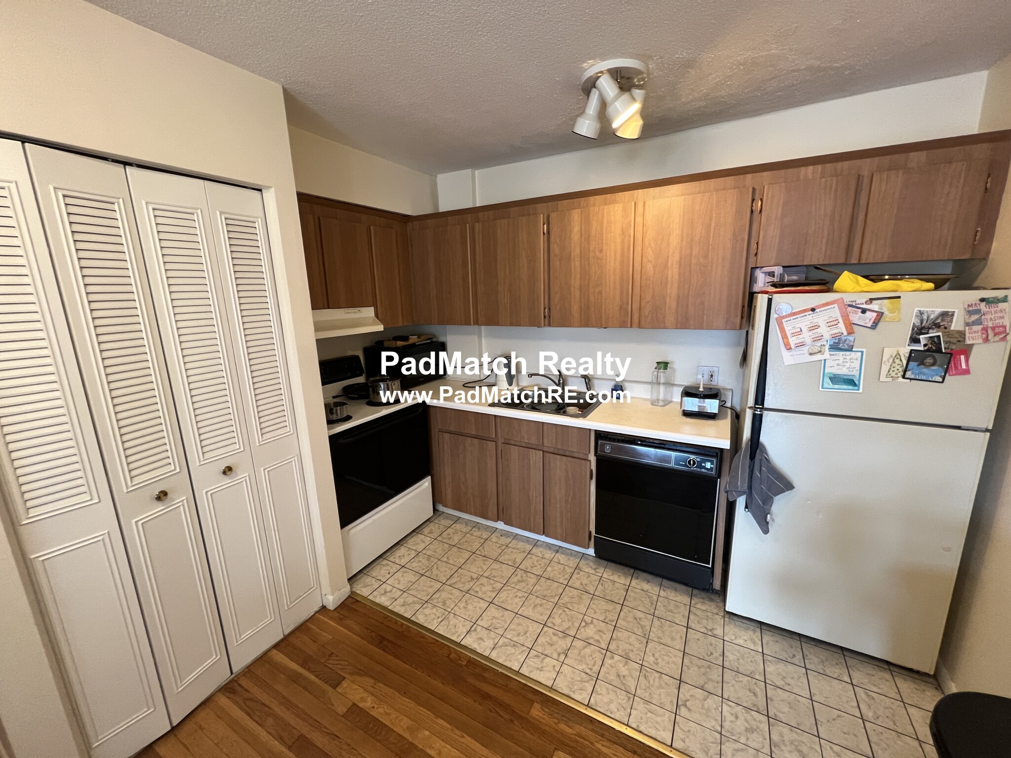 1932 Beacon St, Brighton