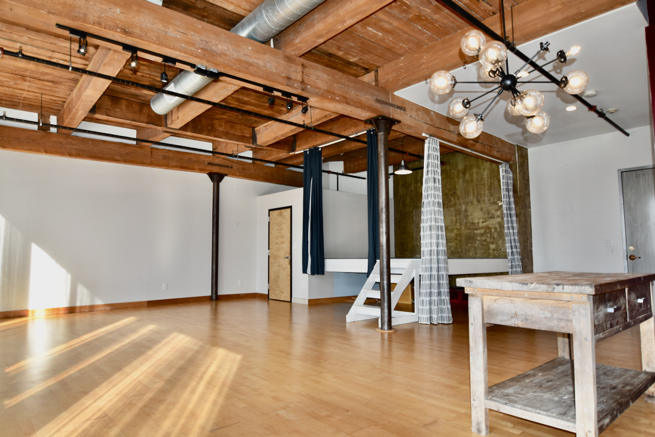 950 Dorchester Ave, Dorchester