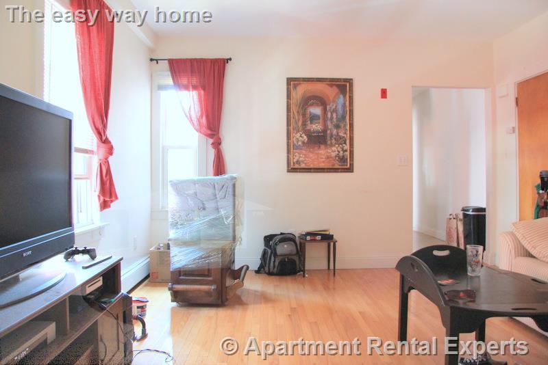 220 Banks St, Harvard Square