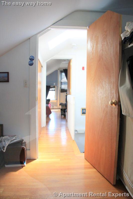 220 Banks St, Harvard Square