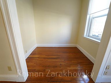 2 221 Kelton, Allston