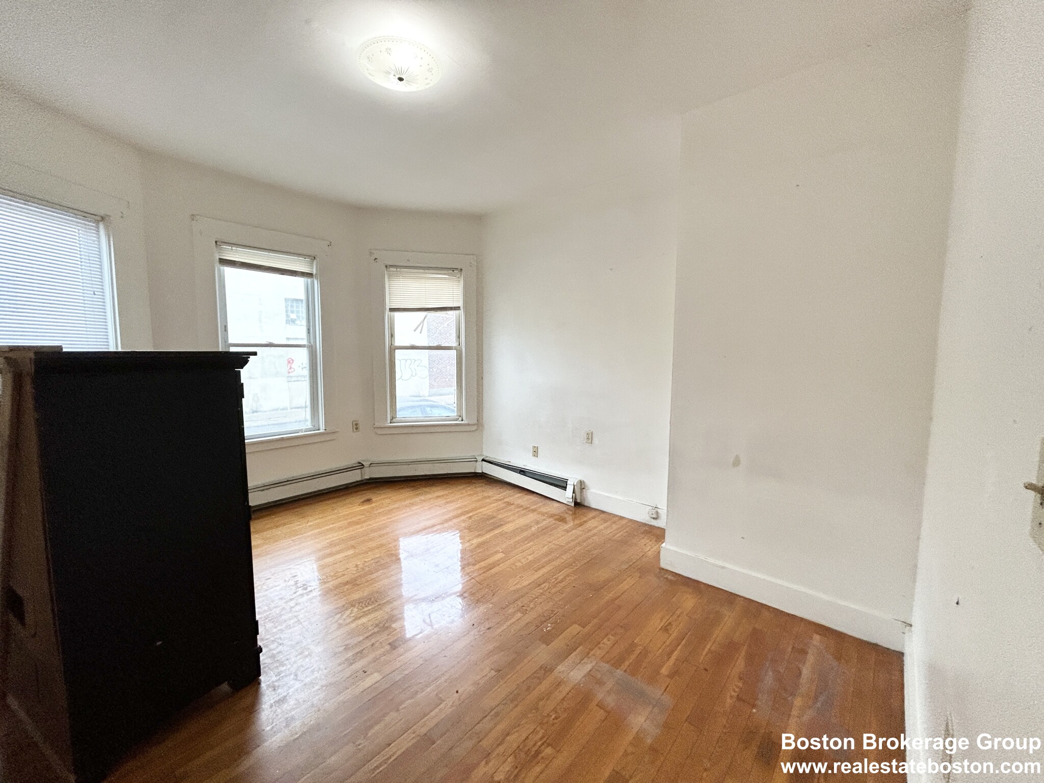 96 Cottage St, Dorchester