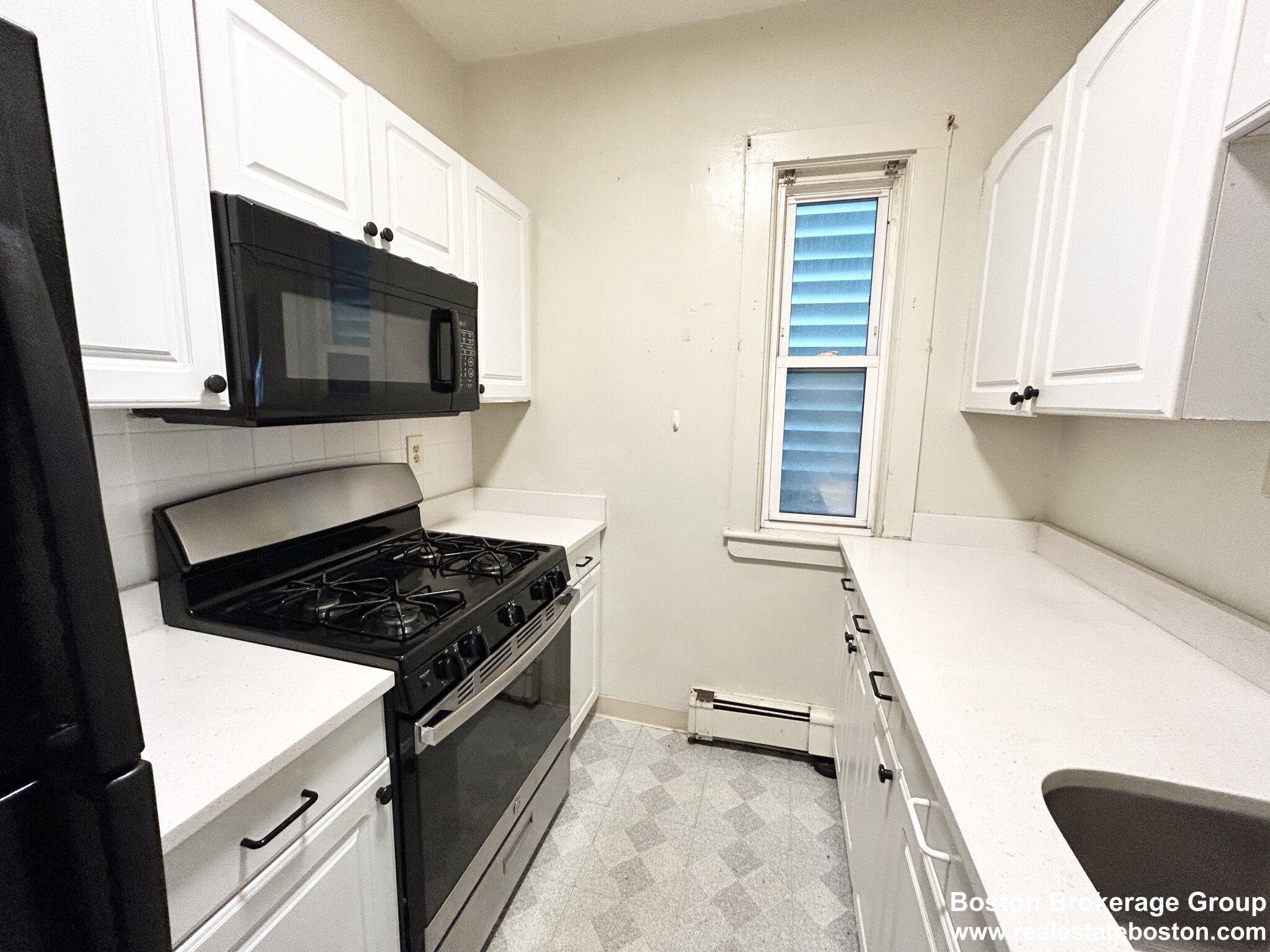 96 Cottage St, Dorchester