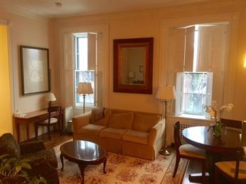 96 Mt Vernon St, Beacon Hill