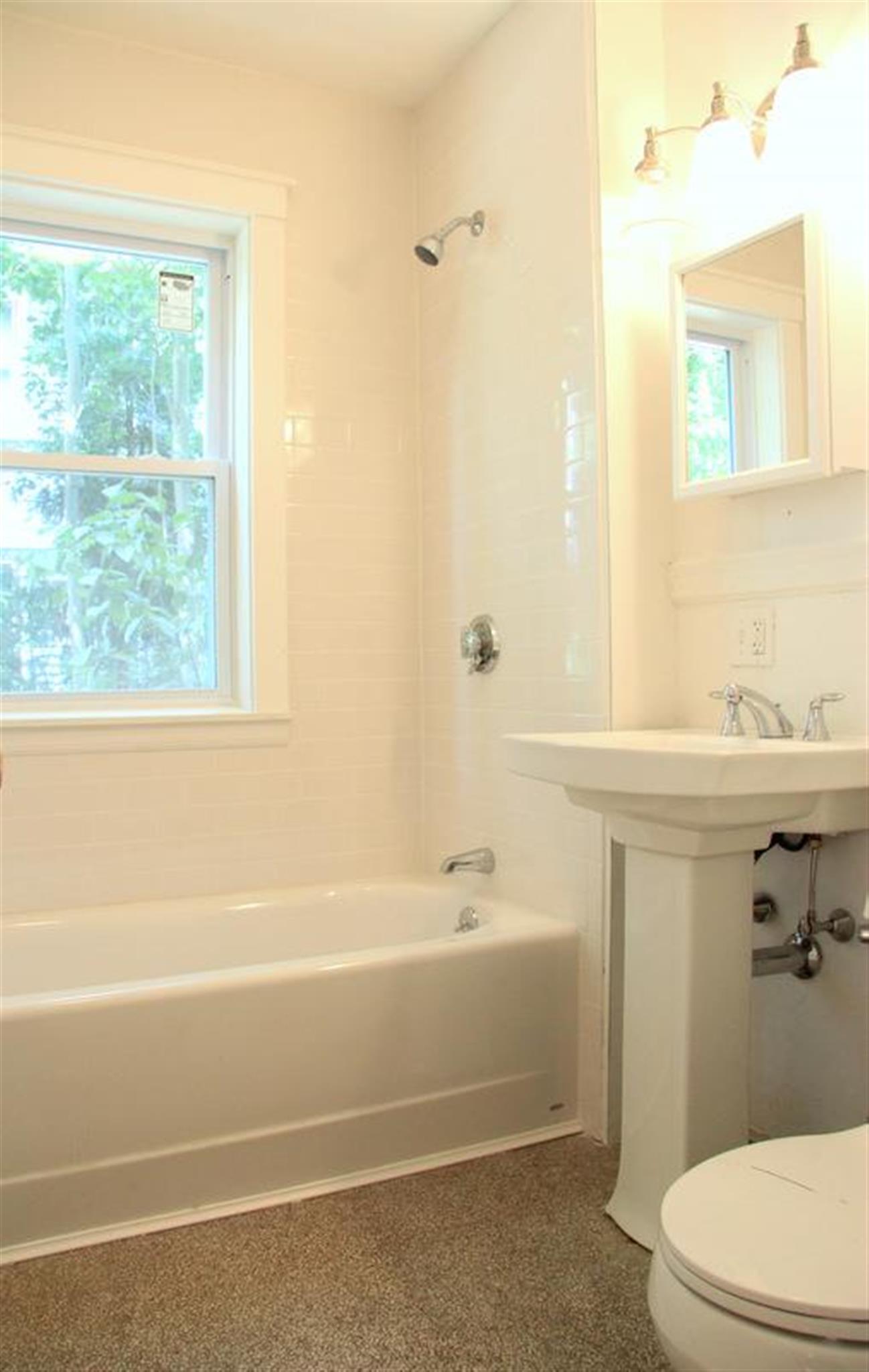 99 Lexington Ave, Huron Village