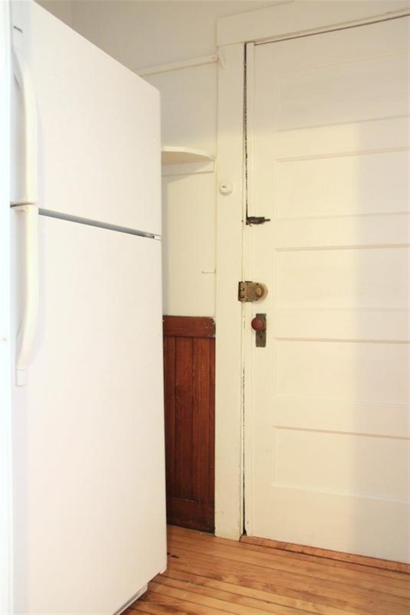 99 Lexington Ave, Huron Village