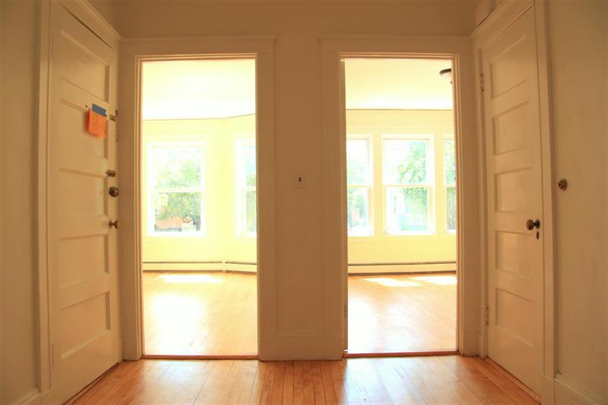 99 Lexington Ave, Huron Village