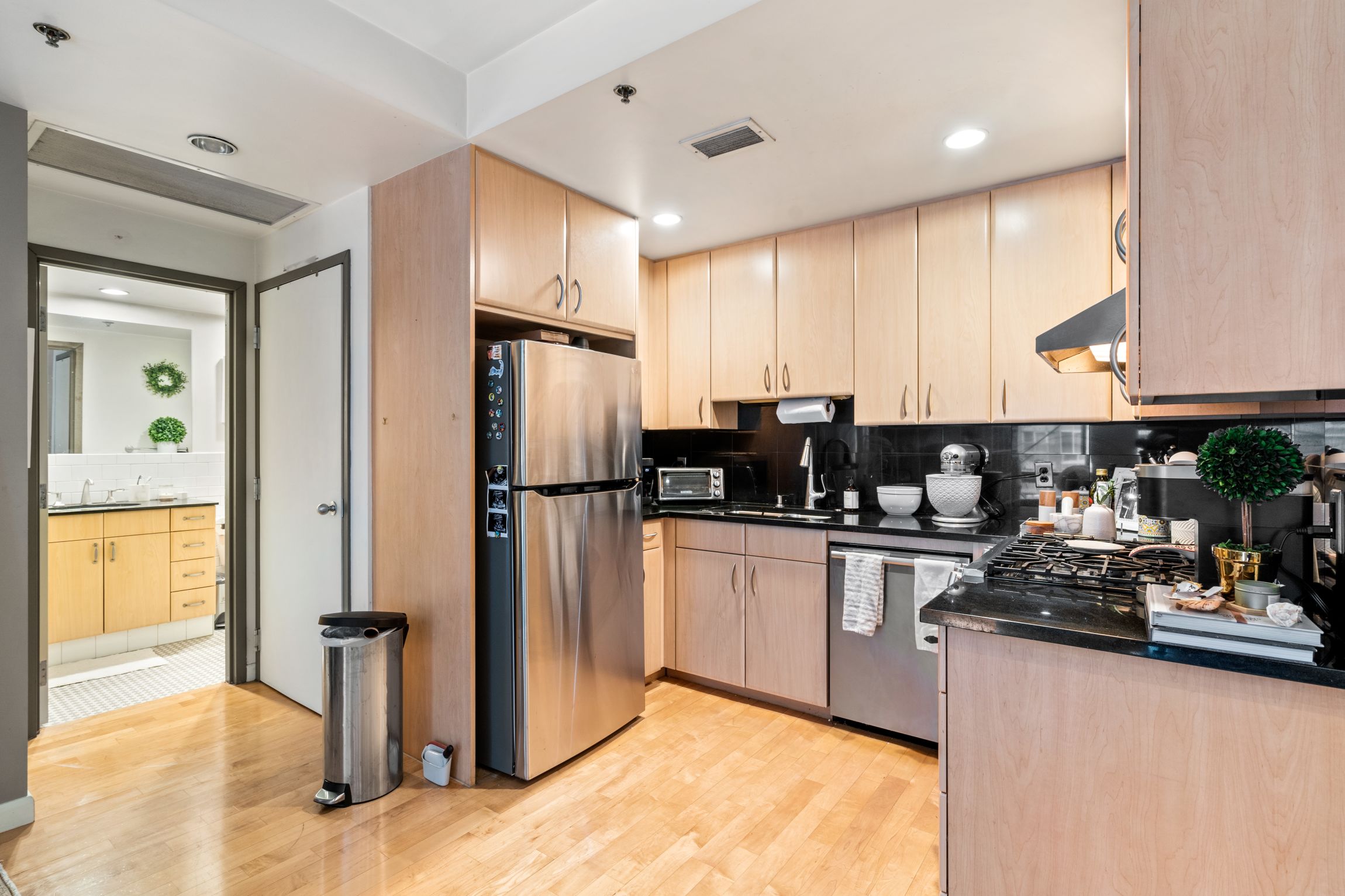 9 W Broadway, South Boston