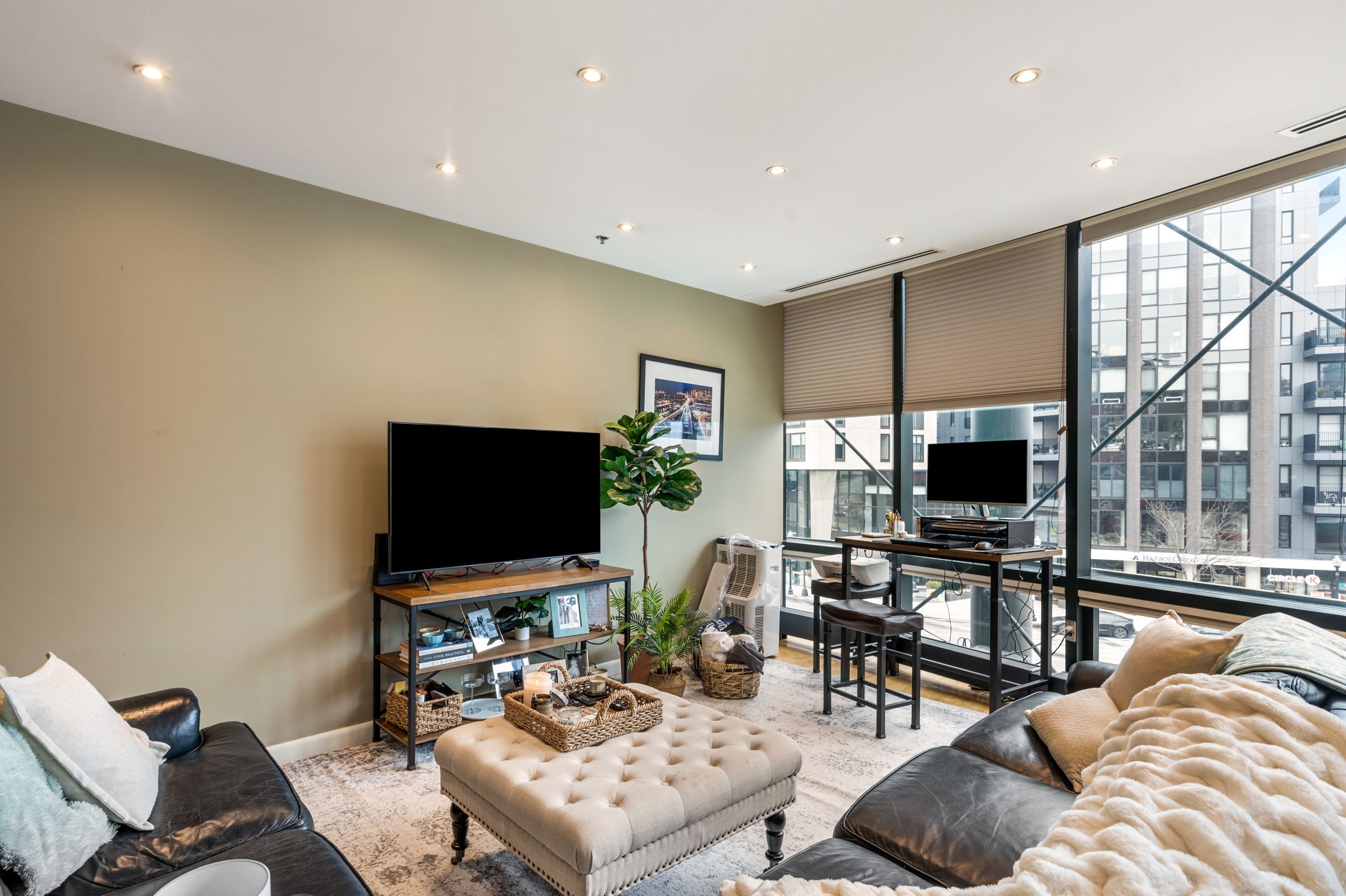 9 W Broadway, South Boston