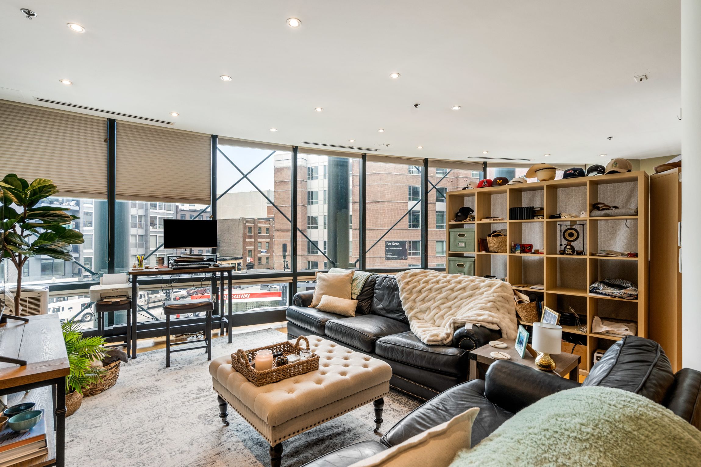 9 W Broadway, South Boston