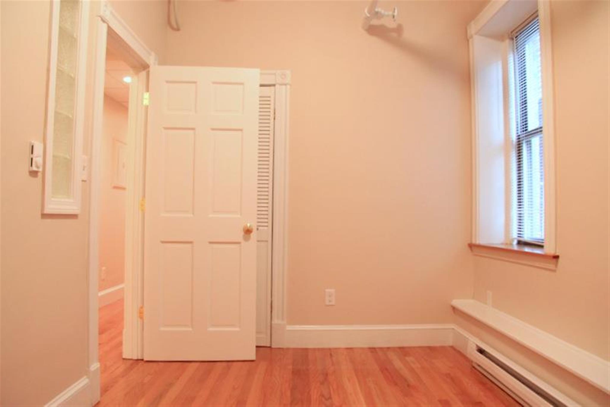 888 Massachusetts Ave, Harvard Square