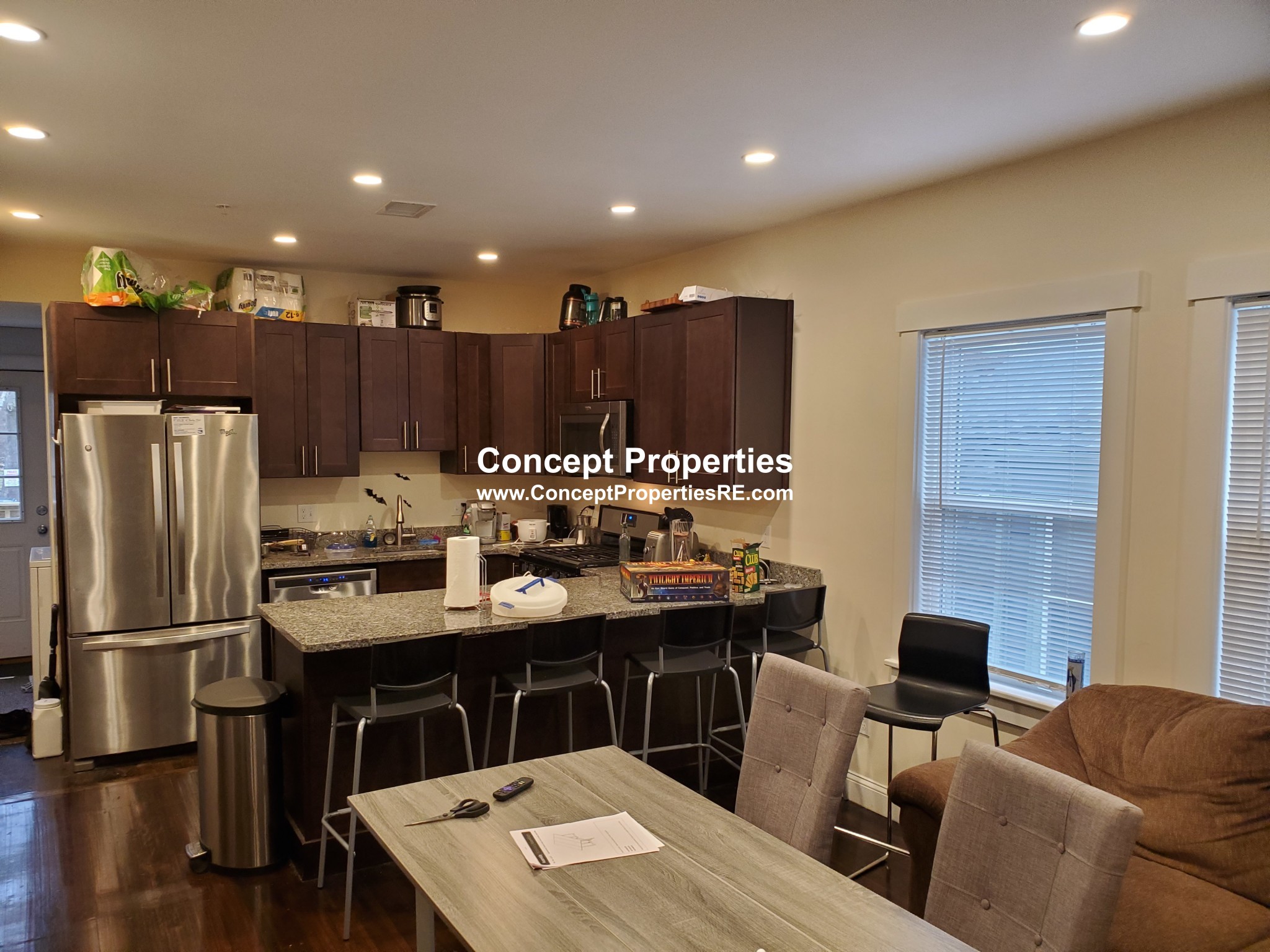 194 Hillside St, Mission Hill