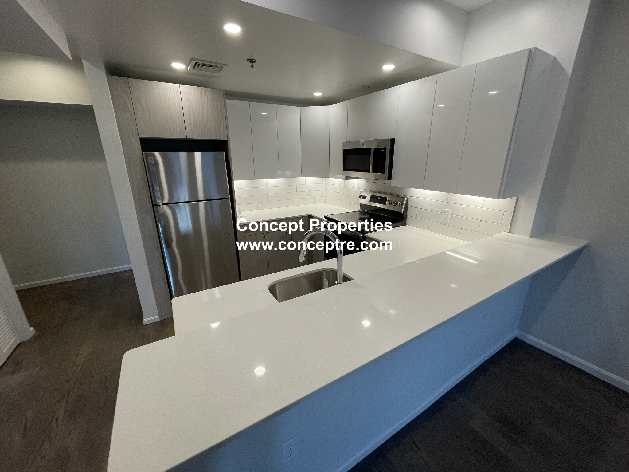 1408 Beacon St, Coolidge Corner