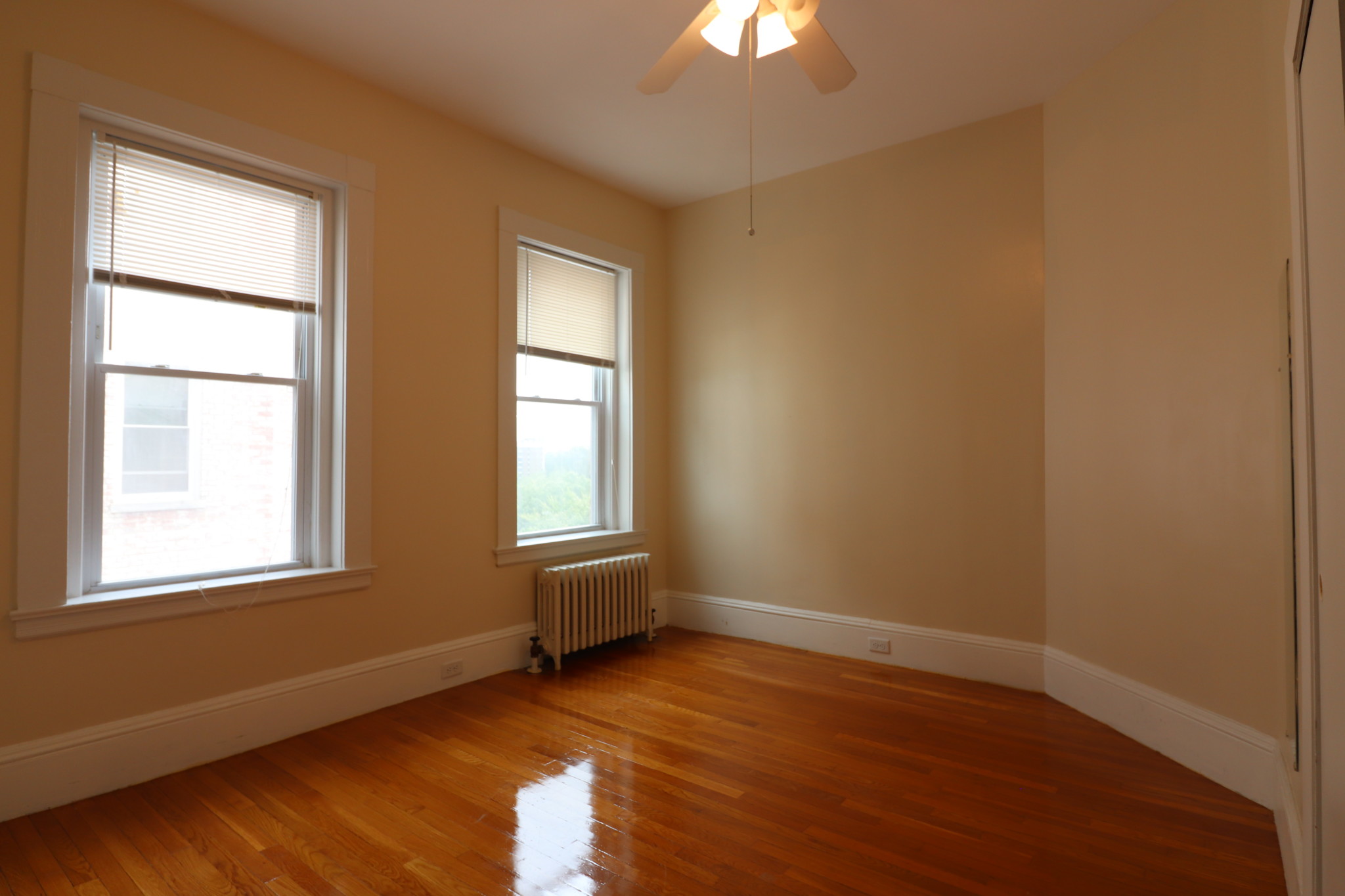 1477 Beacon St, Griggs Park