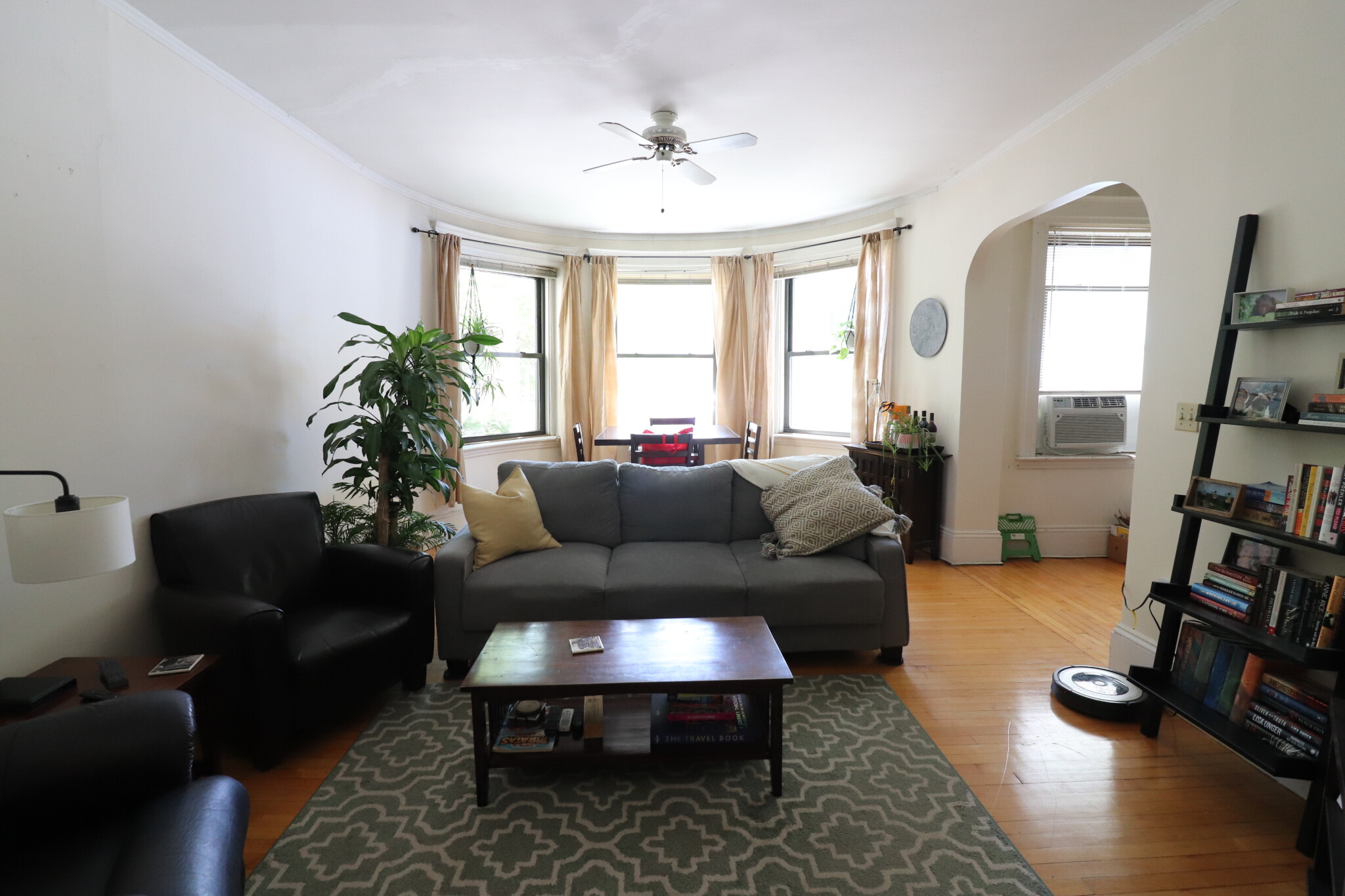 1090 Beacon St, Brookline