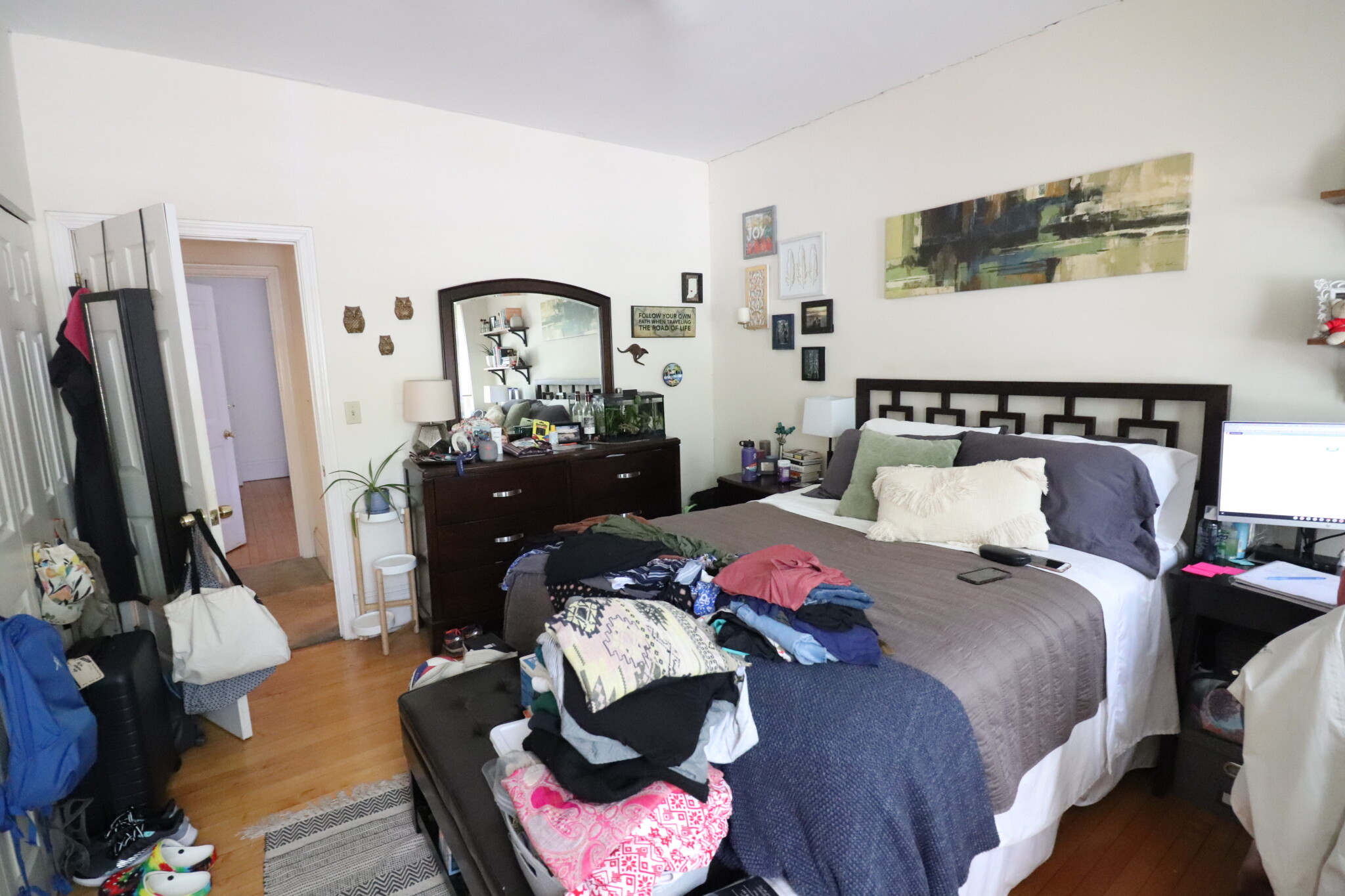 1090 Beacon St, Brookline