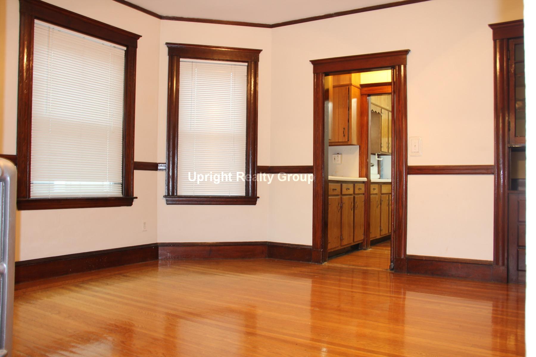 30 Jamaica Rd, Brookline