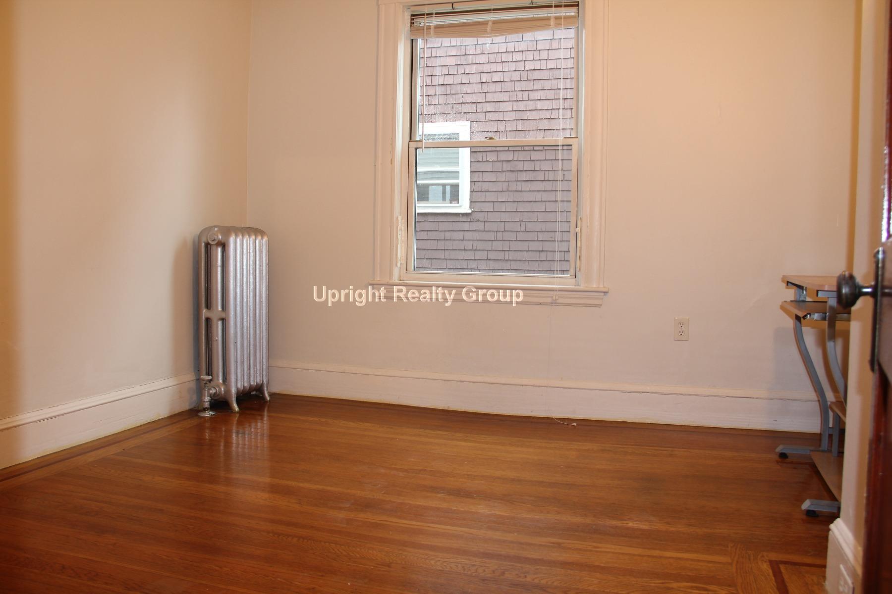 30 Jamaica Rd, Brookline